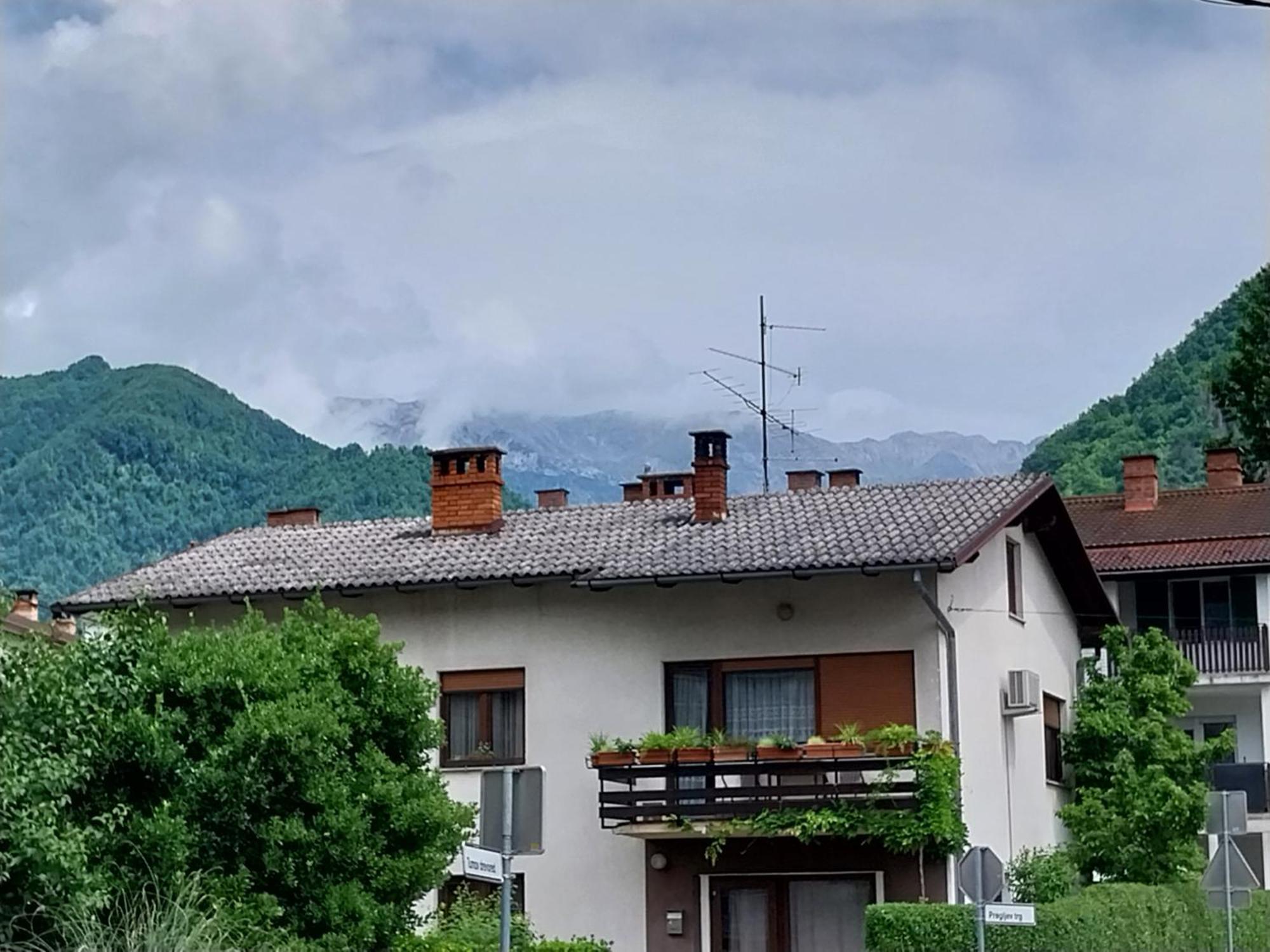 Gravitacija West Tolmin Exterior foto